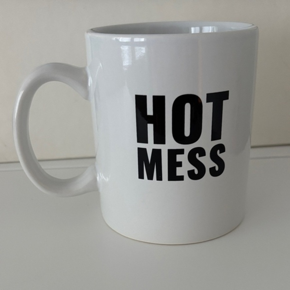 STATE OF GRACE White Mug with 'Hot Mess' Print large ceramic coffee cup